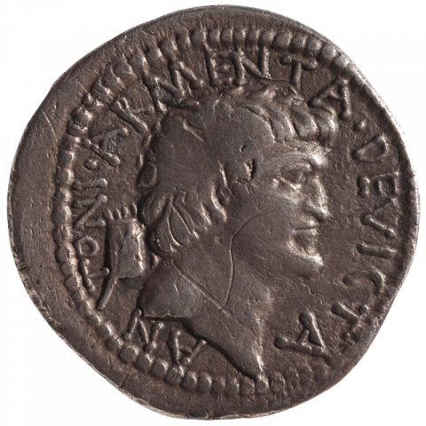 Bust of Marcus Antonius, left: armenian Tiara; Latin: AN - TONI•ARMENIA•DEVICTA (Antonius Armenia defeated)